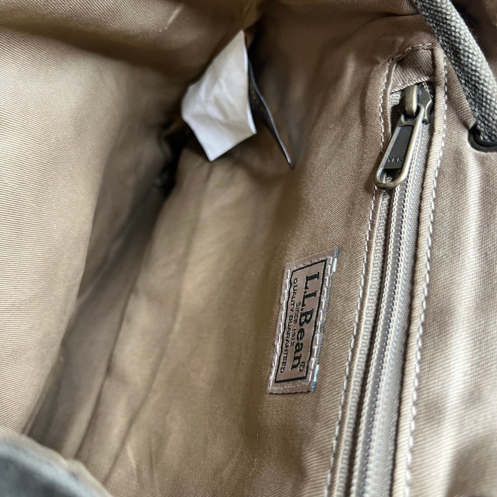 LL Bean Olive Canvas Dog Embroidered Rucksack Leather Flap Backpack Spaniel - Picture 2 of 8